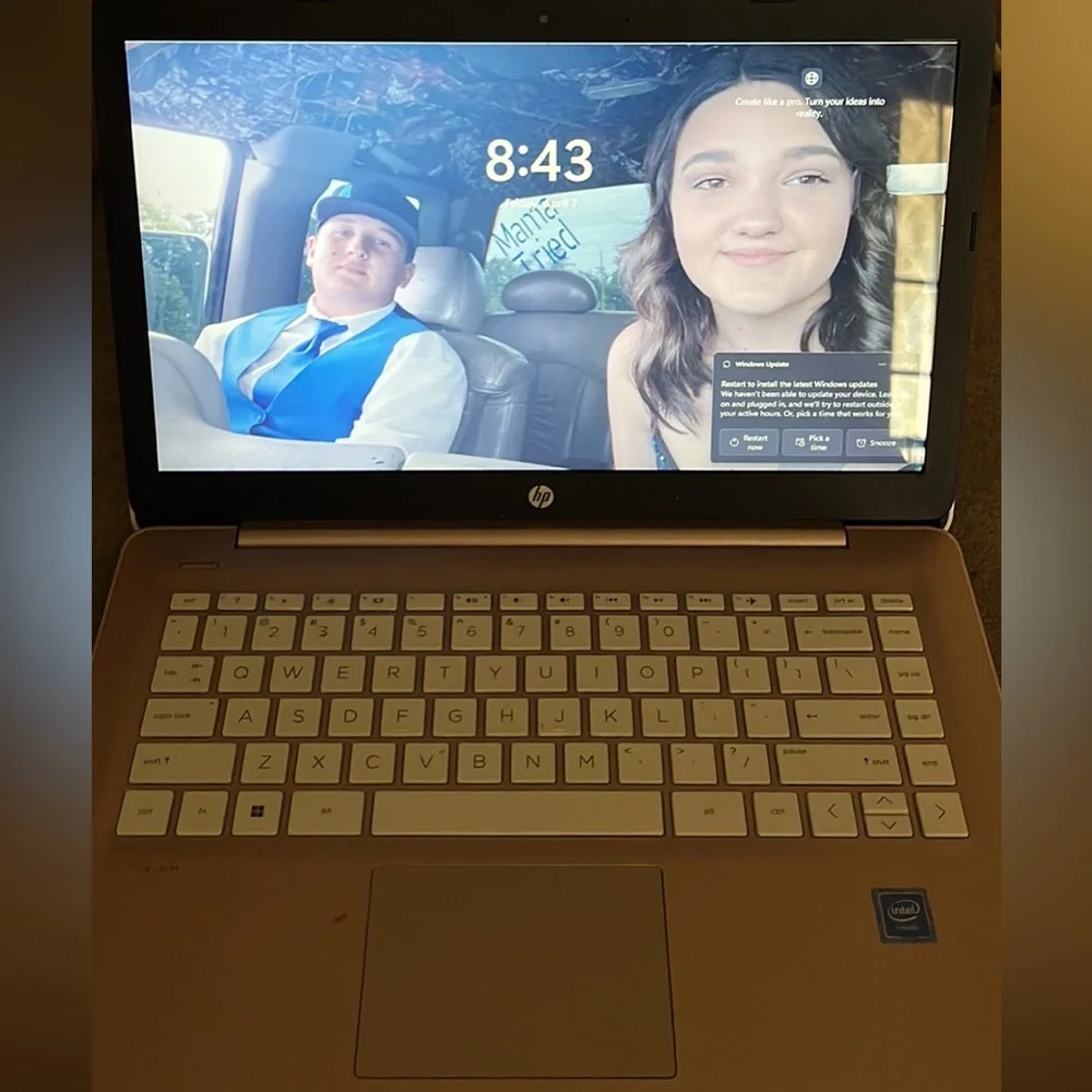 hp laptop. haven’t had it a year yet. never really used it.